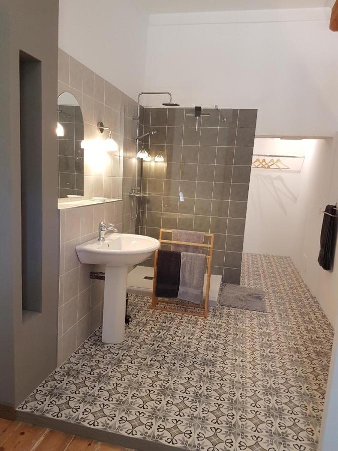 ナルボンヌ Domaine De Capoulade Bed & Breakfast エクステリア 写真