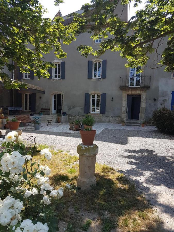 ナルボンヌ Domaine De Capoulade Bed & Breakfast エクステリア 写真
