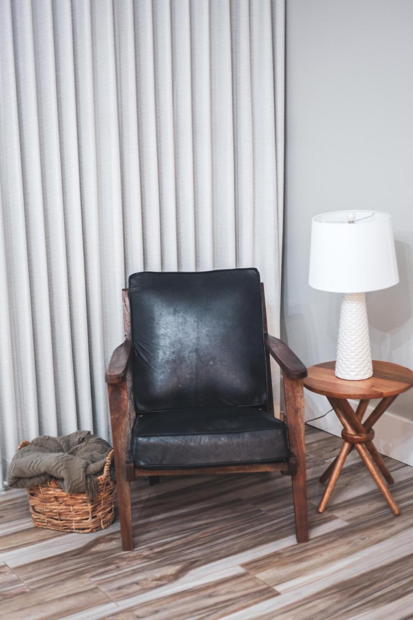 ナルボンヌ Domaine De Capoulade Bed & Breakfast エクステリア 写真
